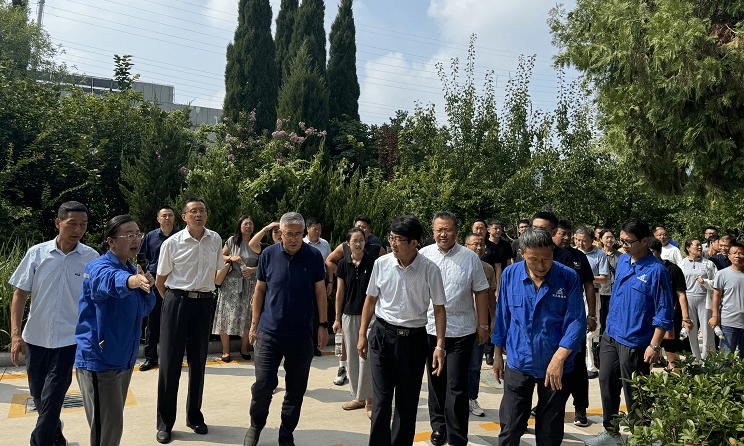 市農業農村局領導一行到集團奧迪斯工廠參觀