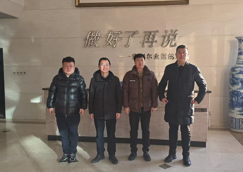 黑龍江省安達(dá)市蔣敏軍副市長(zhǎng)一行來海利爾參觀考察交流