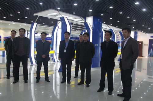 青島市安監局領導來海利爾指導工作