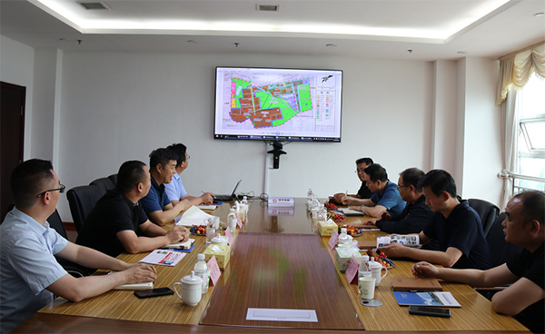 陜西渭南市華州區高區長一行領導到集團參觀訪問